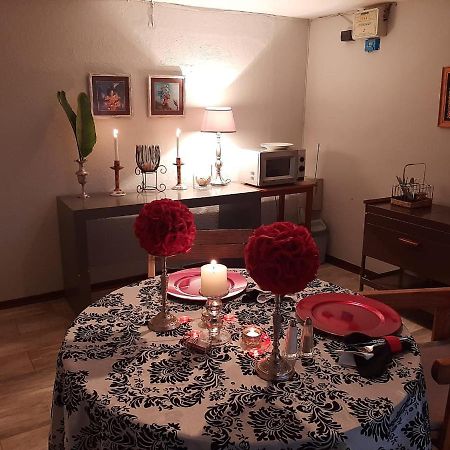Burnham Road Suite Guest House Bulawayo Bagian luar foto