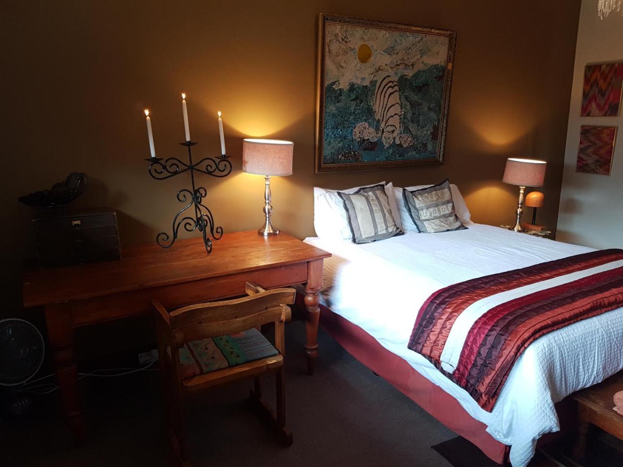 Burnham Road Suite Guest House Bulawayo Bagian luar foto